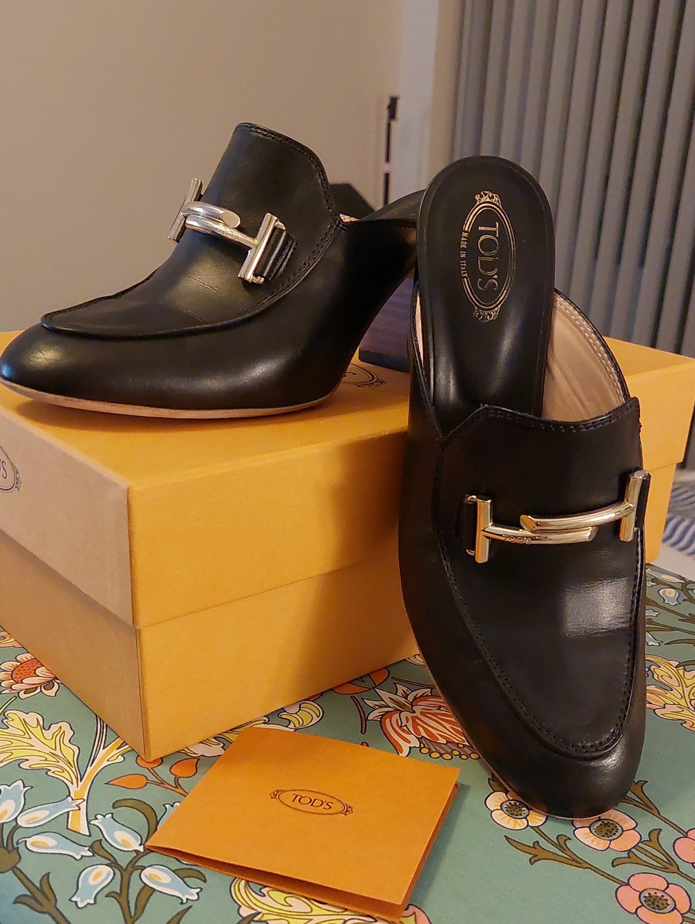Tod's Black Smooth Leather T70 81A Doppia T Mules
